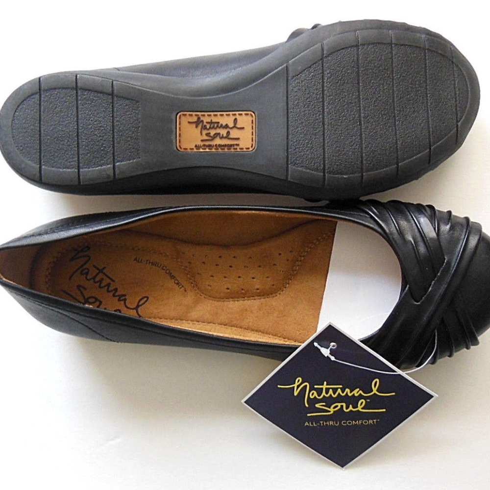 *WIDE WIDTH* Natural Soul by NATURALIZER Loafers